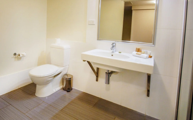 Isa Hotel