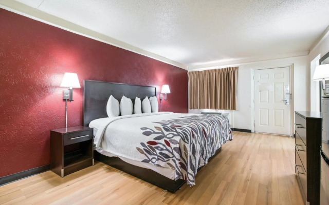 Red Roof Inn North Dallas - Park Central