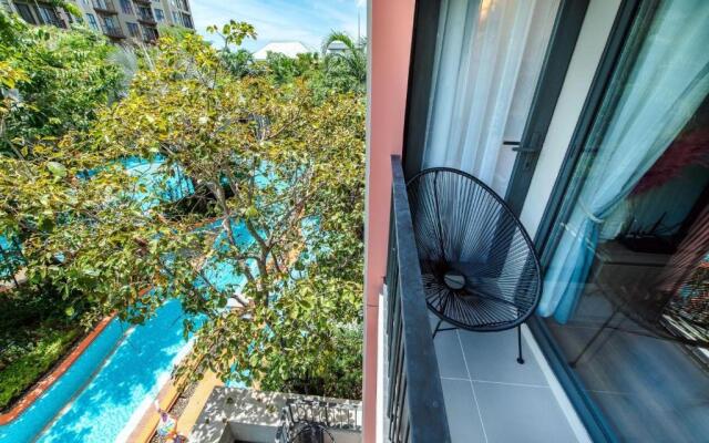 2BR Designer's villa at La Habana Huahin