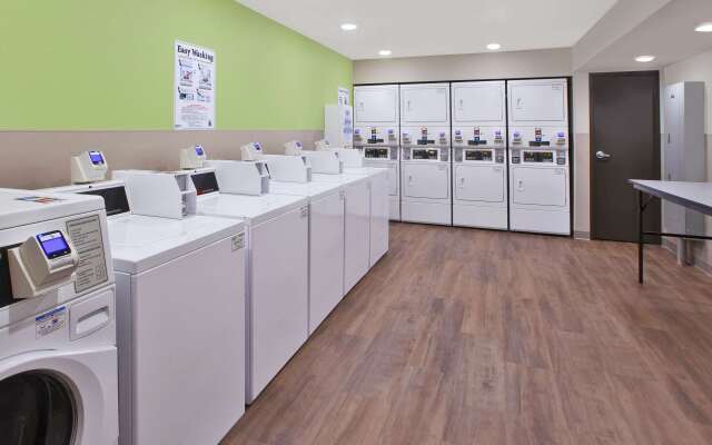 Extended Stay America Suites - Detroit - Rochester Hills