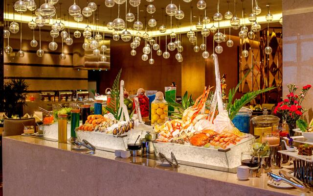Expo Center Hotel