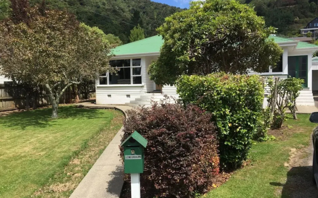 3 & 4 Bedroom Houses in Seaview Crescent