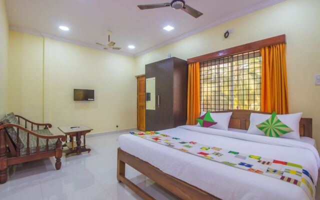 OYO 18947 Home Modern Stay Morjim Beach