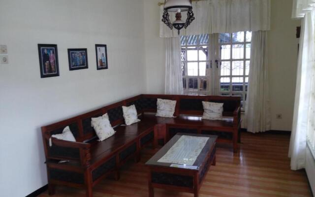 Villa Batu View