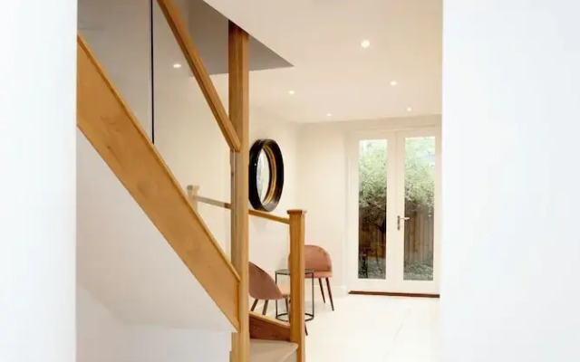 Stunning Central Windsor Town House