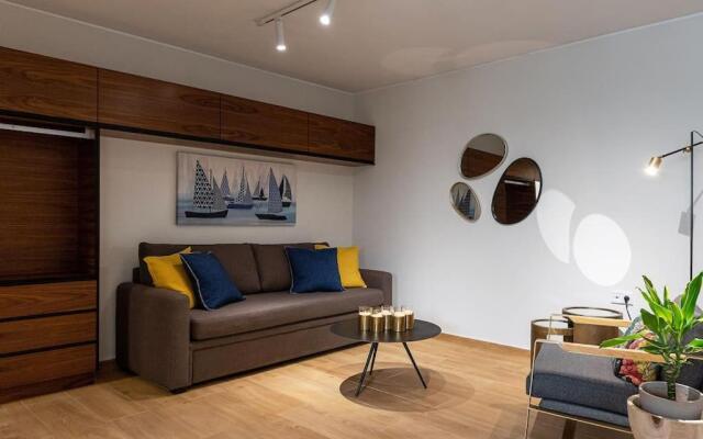 Cosy Stylish Studio, Kalathi Home Suites in Verga