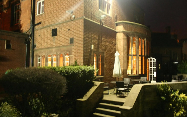 Best Western Plough & Harrow Hotel