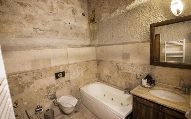 Dervish Cave House & Elegance Cave Suites