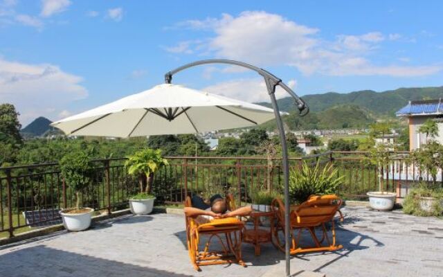 Xingyi Youranju Inn