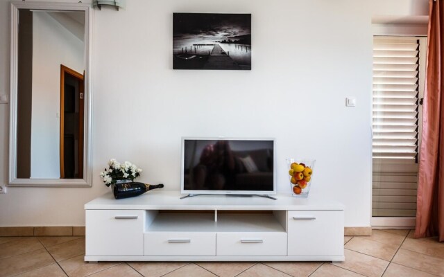 Mare & Mons Deluxe Apartments