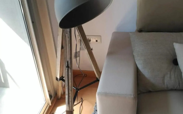 Stylish Flat, 2 Bathrooms And Swimmigpool!!