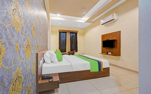 Treebo Trend Lavishka Palace