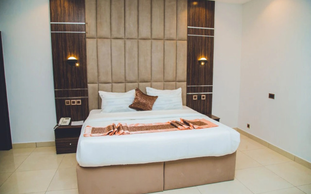 Entrust Hotel and Suites