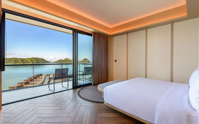 Katamaran Hotel & Resort Komodo – Guest Rooms – Labuan Bajo