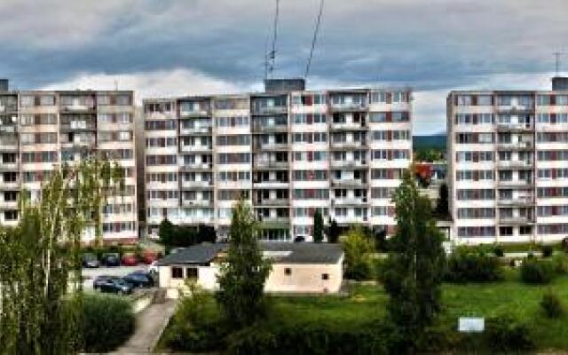 Študentský domov TU Jedlíkova 9