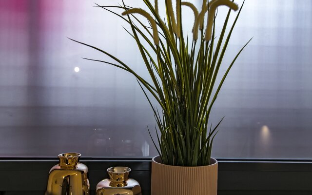 Design Central Apartment