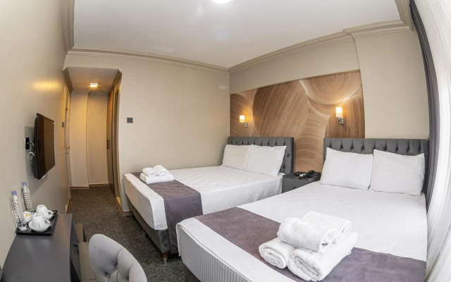 Loyal City Hotel