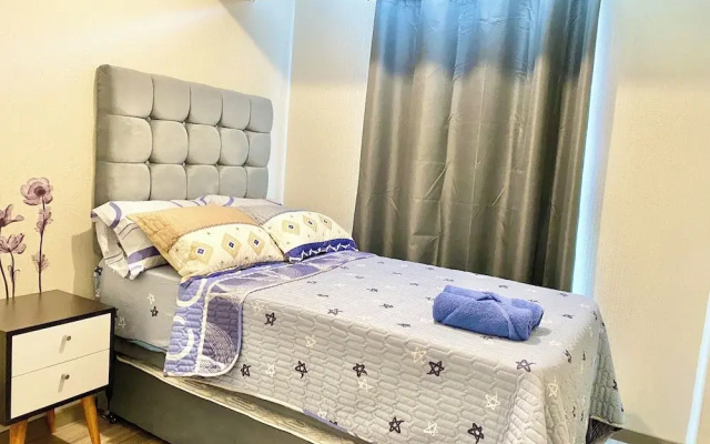 Family Apartment with a View (1309)