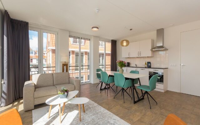 Luxury 6-person Apartment Near Zoutelande Beach