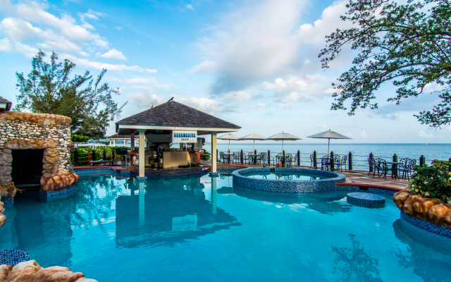 Jewel Paradise Cove Adult Beach Resort & Spa – All Inclusive