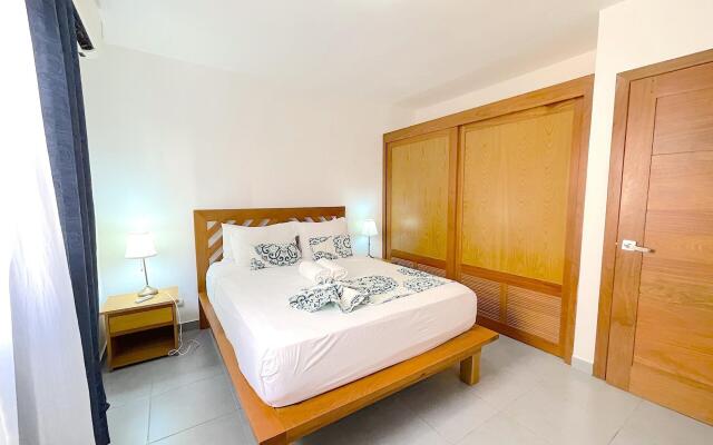 Relax Studios Deluxe POOL WIFI BEACH