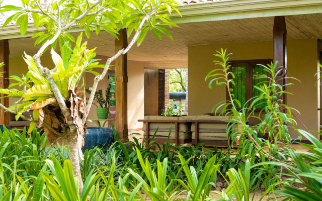 Nikara Luxury Beach House