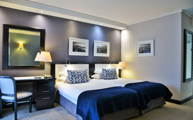 The Commodore Hotel
