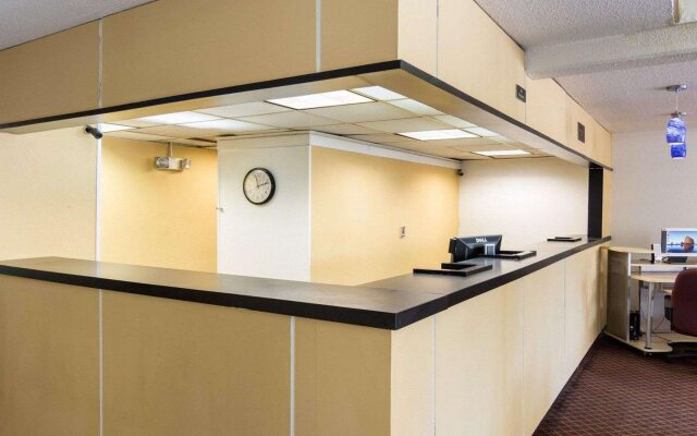 Rodeway Inn Emporia Inn