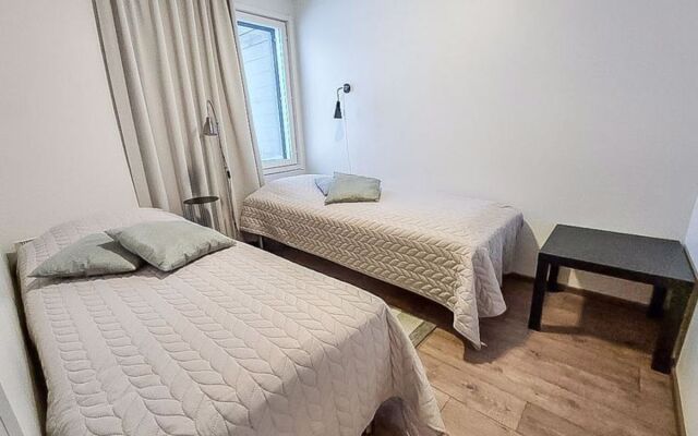 Skivillas 61 ukkohalla (b1)