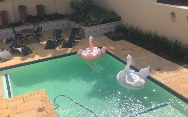 Fleur de Lis Guesthouse