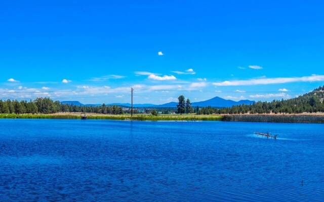 Long Hollow Guest Ranch