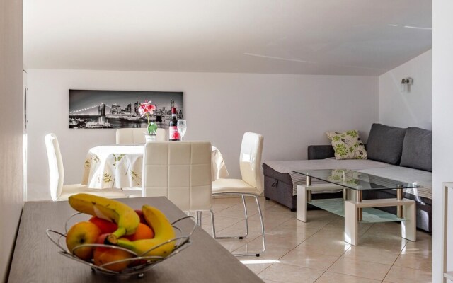 Amazing Apartment in Medulin With 2 Bedrooms and Wifi