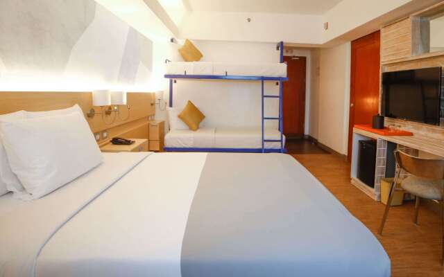 TRYP by Wyndham Mall of Asia Manila