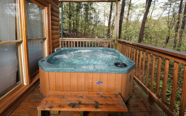 Big Pine Lodge - Six Bedroom Cabin
