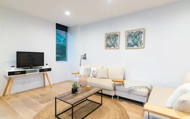 Brand New 2 Bedroom Bondi Apartment