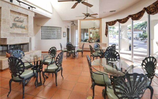 Bahia Vista 17881 - Two Bedroom Condo