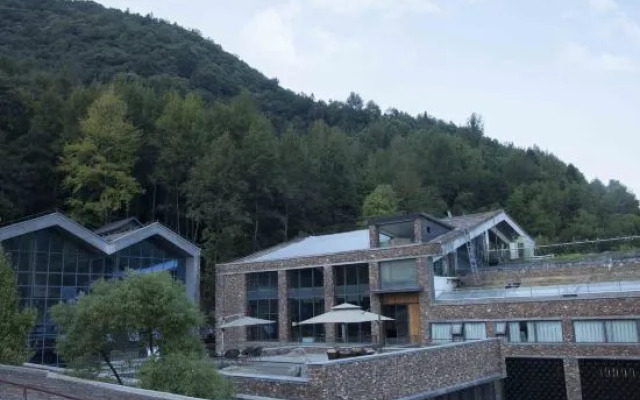 Shoudan Hotel