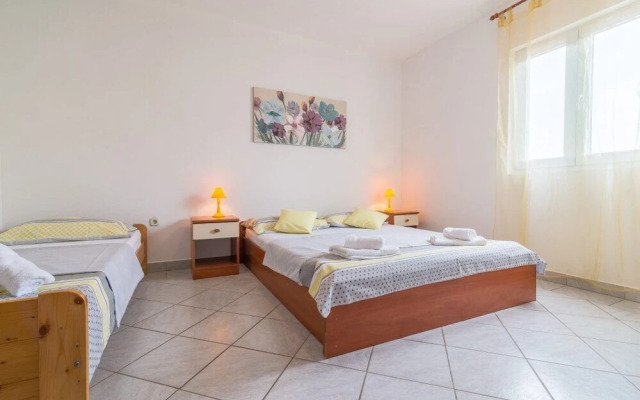Sandra - 150 Meters From the Beach - A2