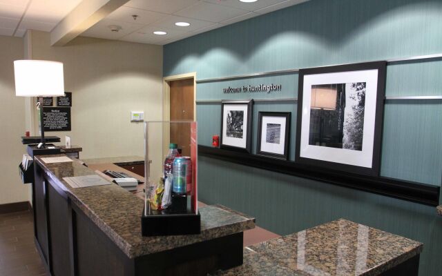 Hampton Inn Huntington University Area