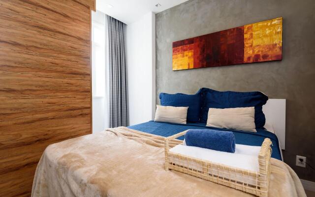 1 Quarto a 200m da Praia de Copacabana | SC 86/712