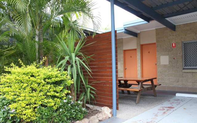 Mango Tree Motel