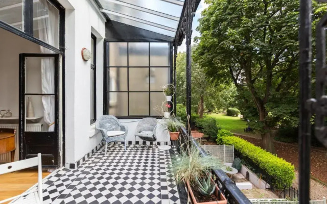 Fg Property - Earls Court Warwick Road