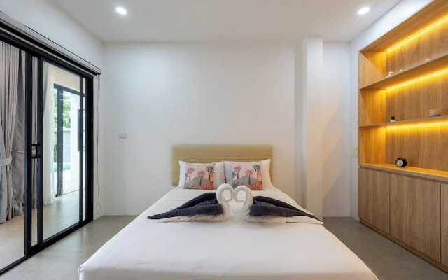 One of Phukets Best Villas V212