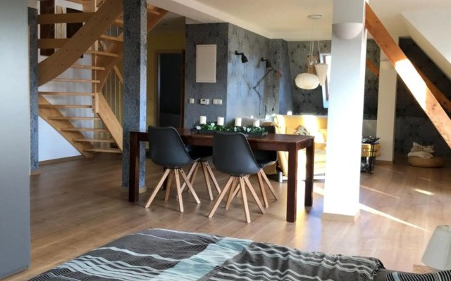 Maisonette Wohnung mit Blick über die Stadt