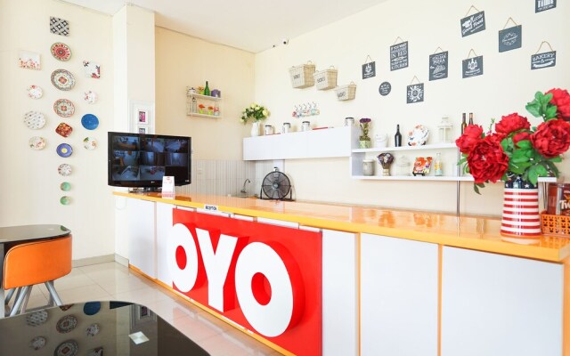 OYO 221 Pratisarawirya