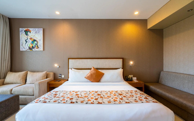 Vouk Hotel & Suites
