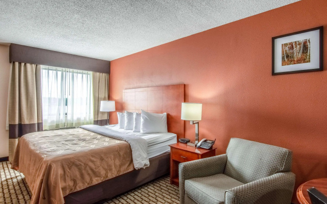Country Inn & Suites by Radisson, Muskegon, MI