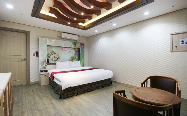 Tongyeong Man to Man