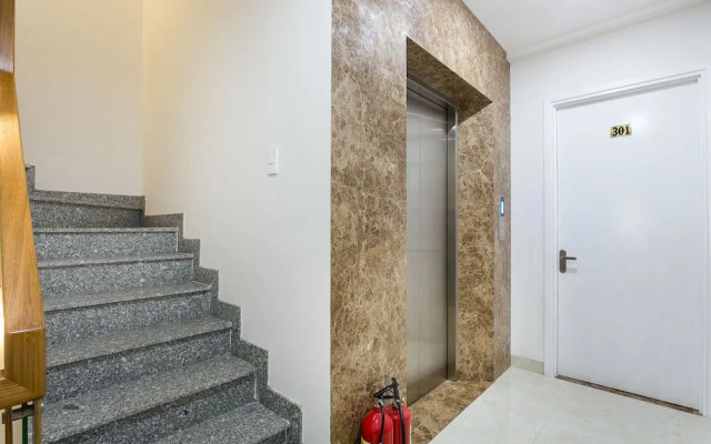 OYO 136 Aparthotel 75