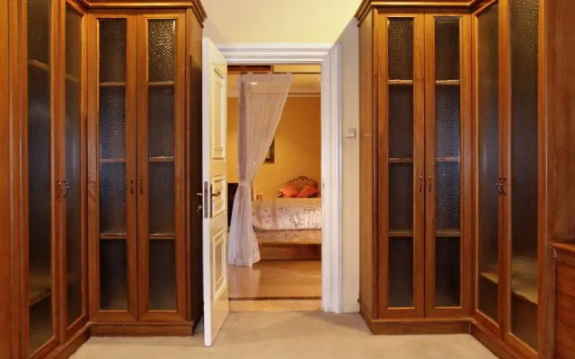 Bali Corner Residence